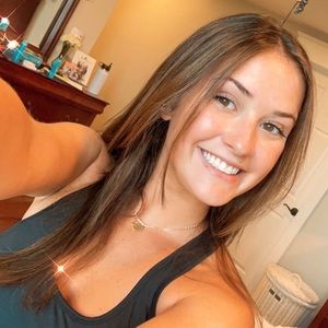 Meet your Posher, Karli